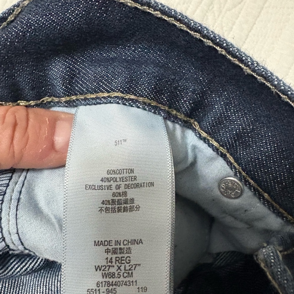 Levi's boys 27/27 Dark Blue Straight Jeans - Picture 3 of 7